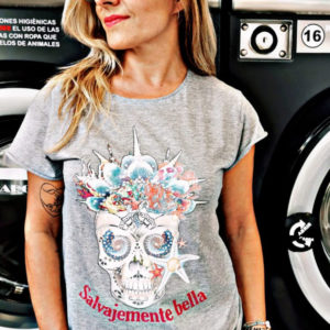 Camiseta Salvajemente bella