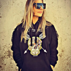 Sudadera con puntilla Intensa