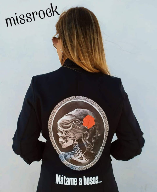 Blazer Mátame a besos...