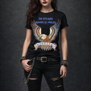 camiseta negra con águila y frase no encajes rompe el molde empoderate